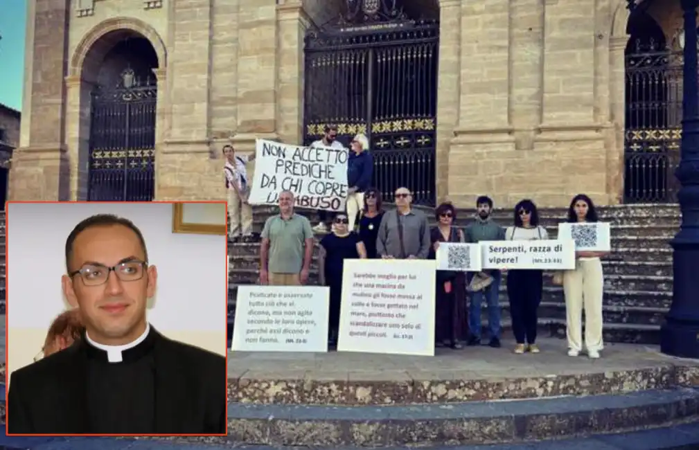 protesta a enna contro due preti coinvolti nella vicenda di don giuseppe rugolo