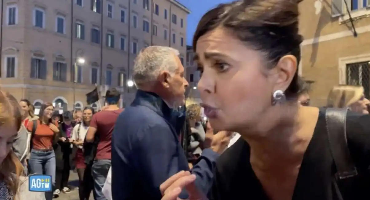 laura boldrini contestata