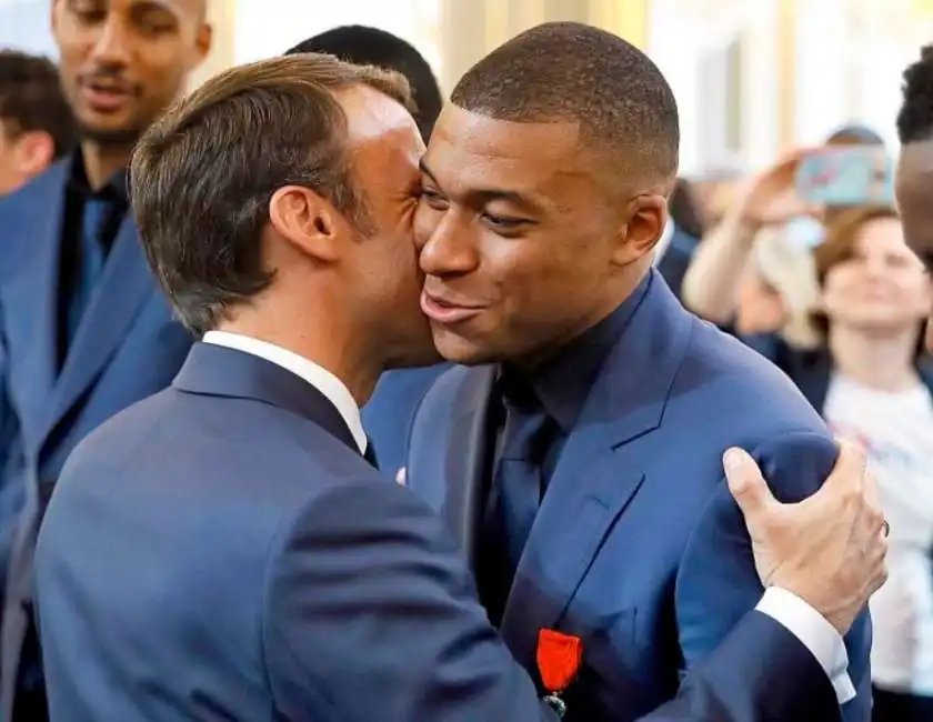 macron mbappe