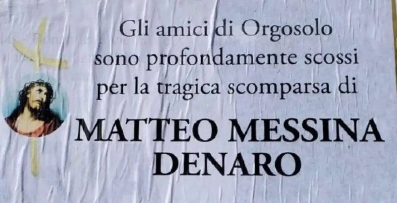 i manifesti funebri per matteo messina denaro a orgosolo in sardegna