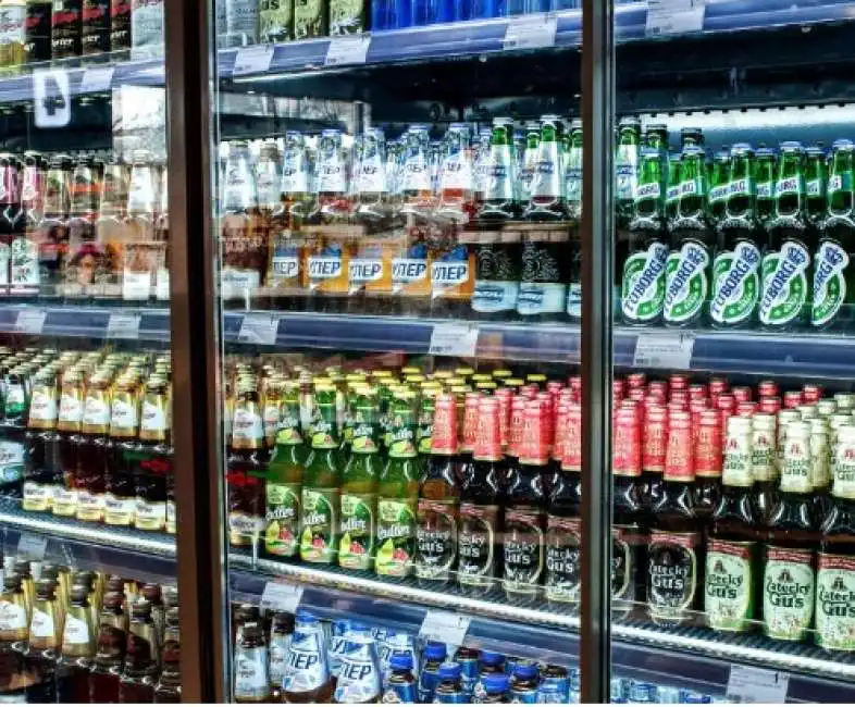 reparto frigo in un supermercato frigo tax