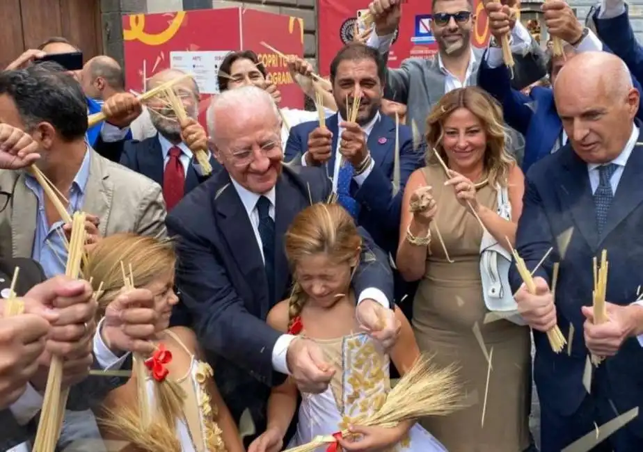 vincenzo de luca festa della pasta di gragnano