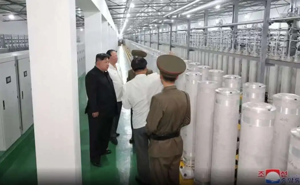 kim jong un corea del nord impianto uranio