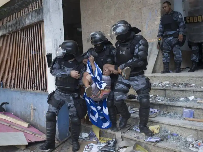 brasile polizia favela