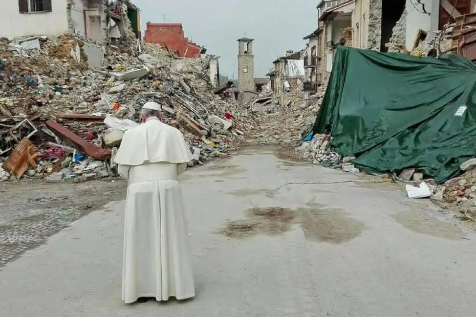 papa bergoglio amatrice