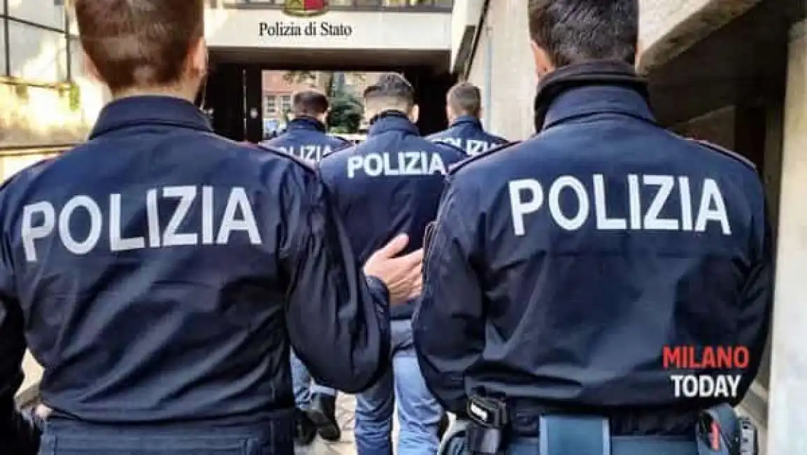 agenti polizia