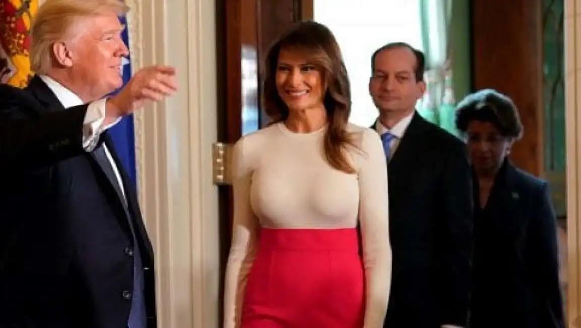 le tette di melania trump