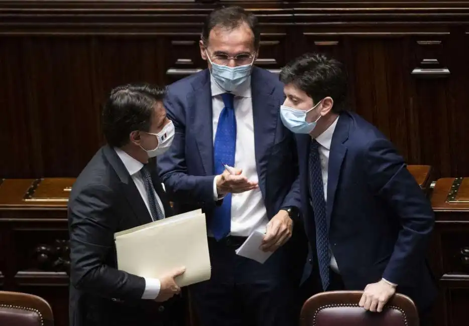 giuseppe conte francesco boccia roberto speranza