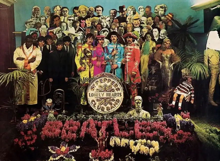 sgt. peppers lonely hearts club band