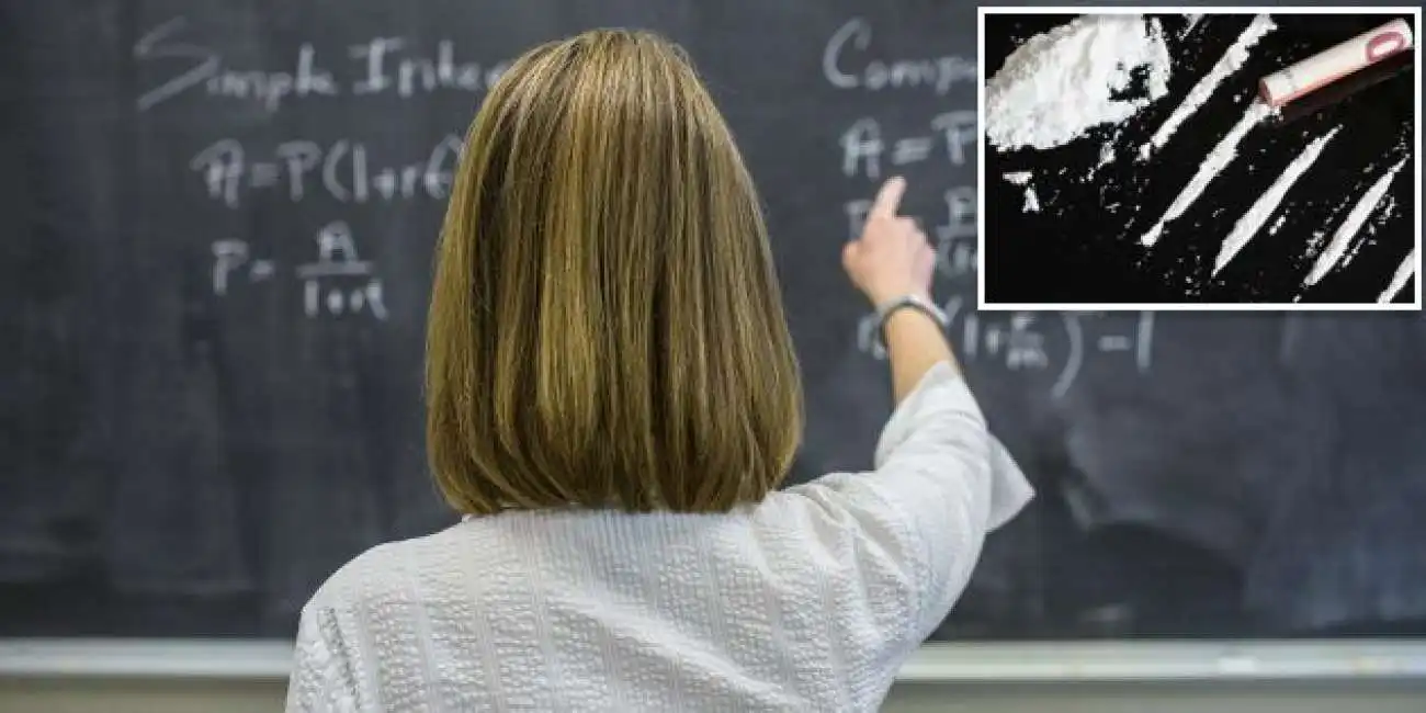 professoressa maestra insegnante spaccio spacciatrice pusher cocaina droga scuola 