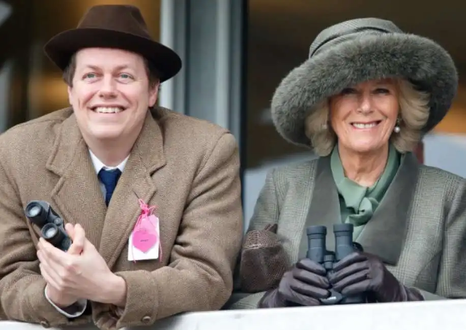 tom parkers bowles e la madre camilla