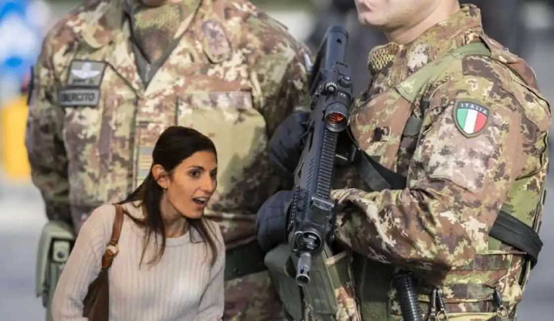 virginia raggi esercito