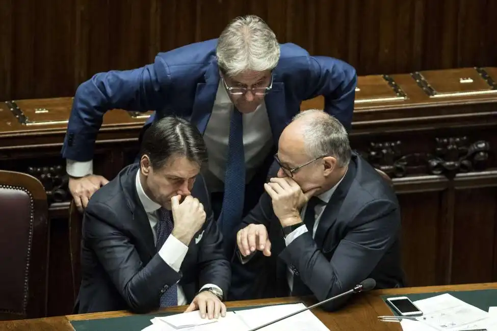 giuseppe conte paolo gentiloni roberto gualtieri