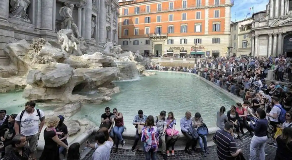 fontana di trevi