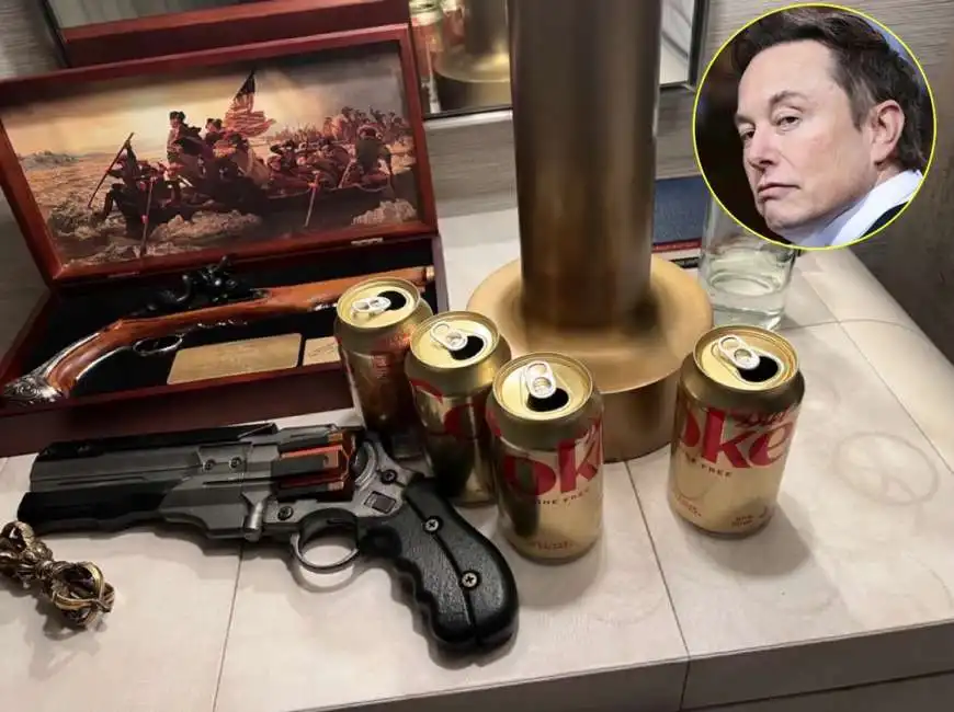 elon musk pistola comodino