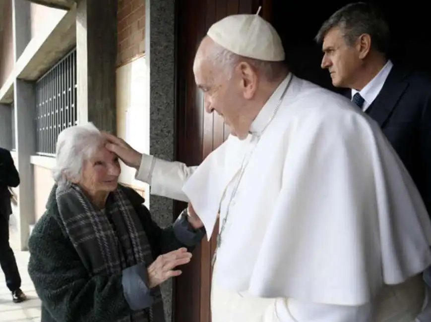 papa francesco bergoglio asti