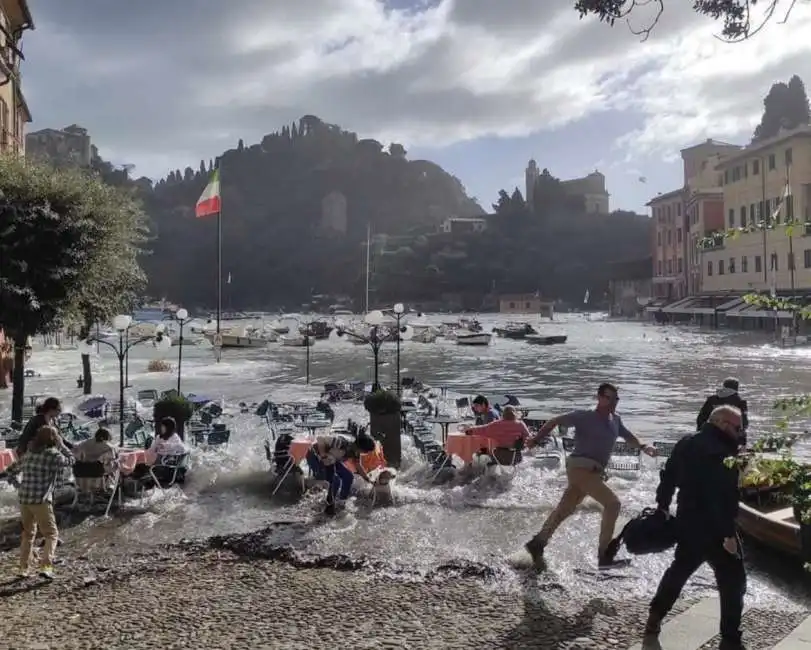 mareggiata portofino