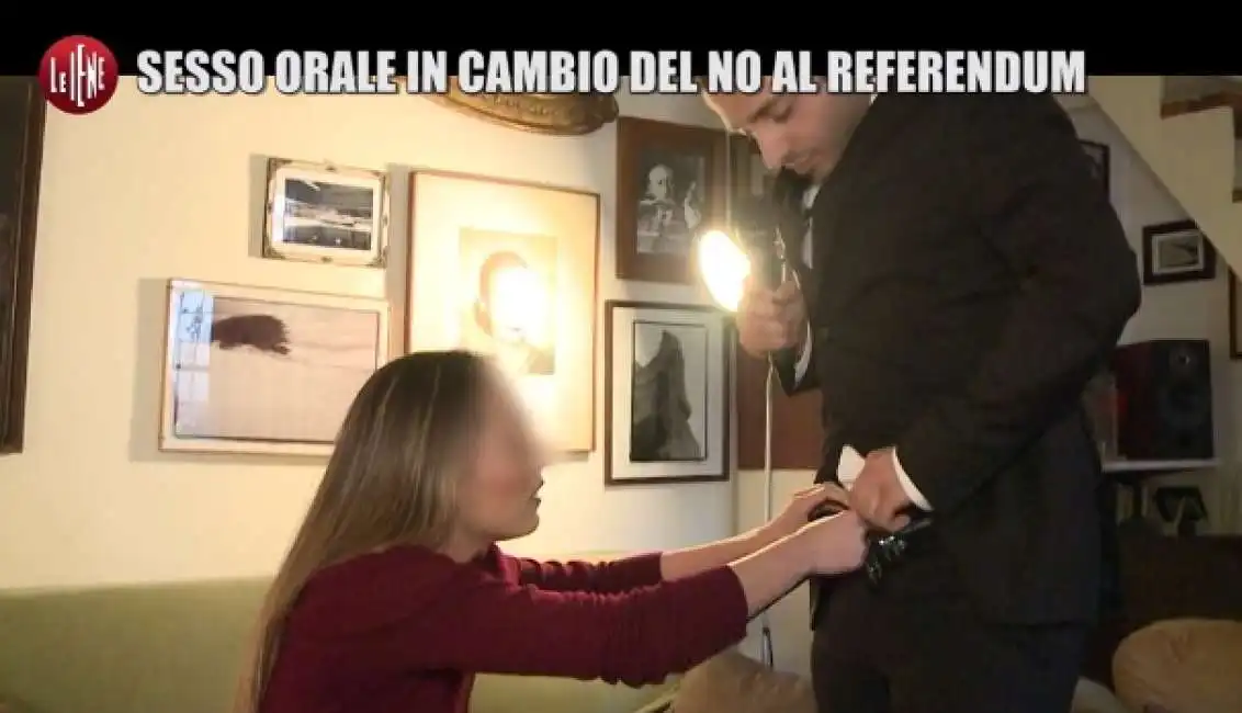 le iene chiedono il pompino a paola saulino -1