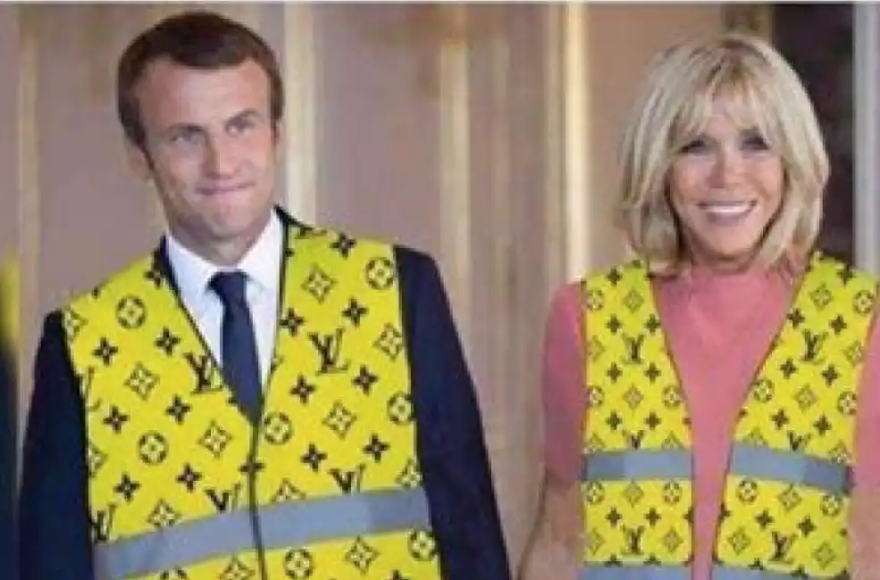 macron gilet