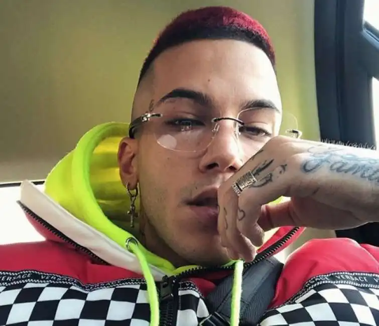 sfera ebbasta