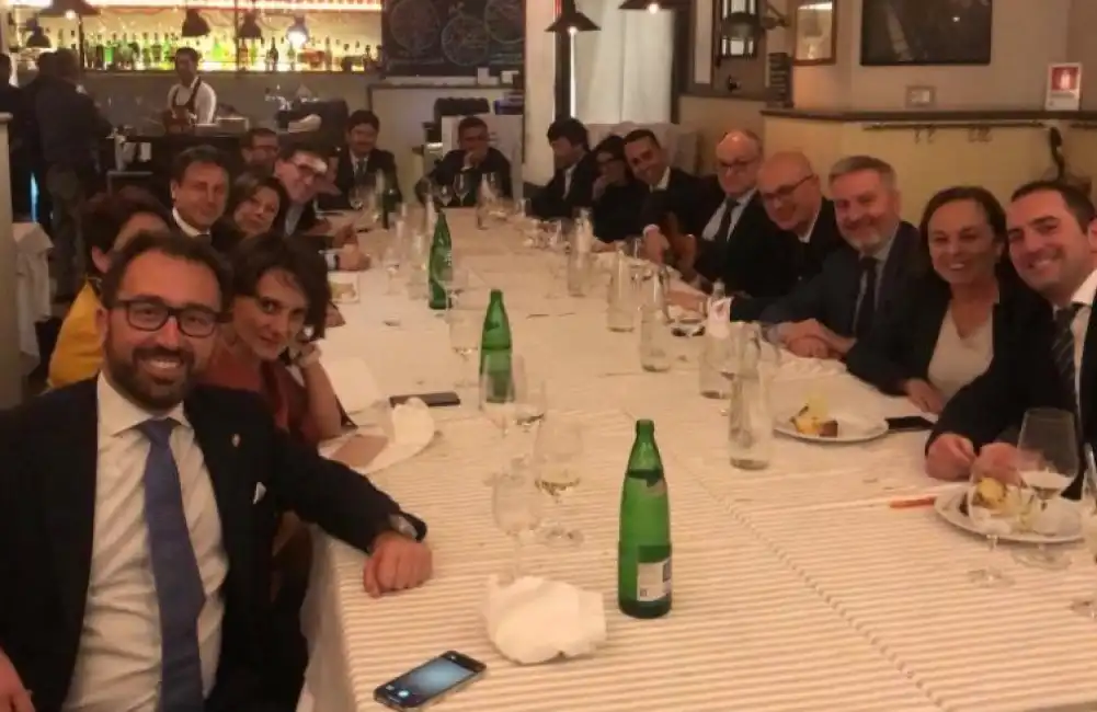 la cena di natale del governo conte