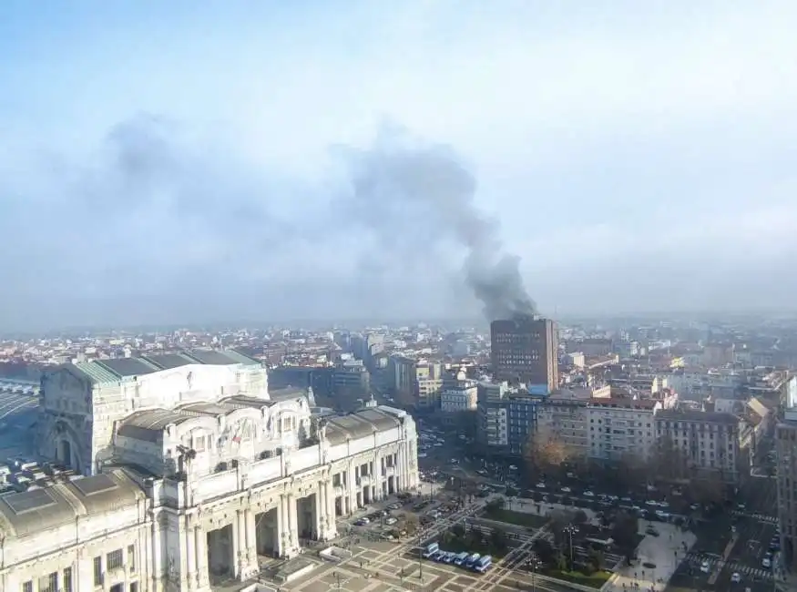 incendio all hotel michelangelo di milano 1