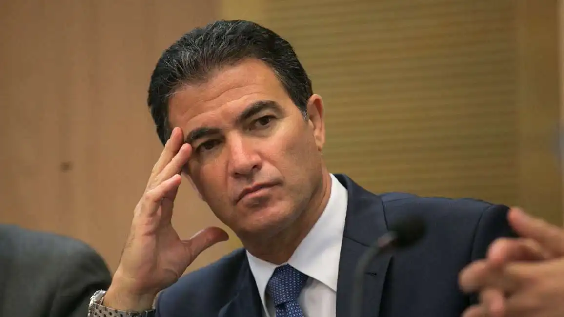 yossi cohen 10