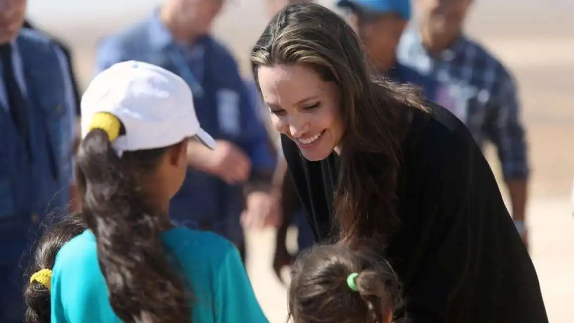 angelina jolie rifugiati onu unhcr