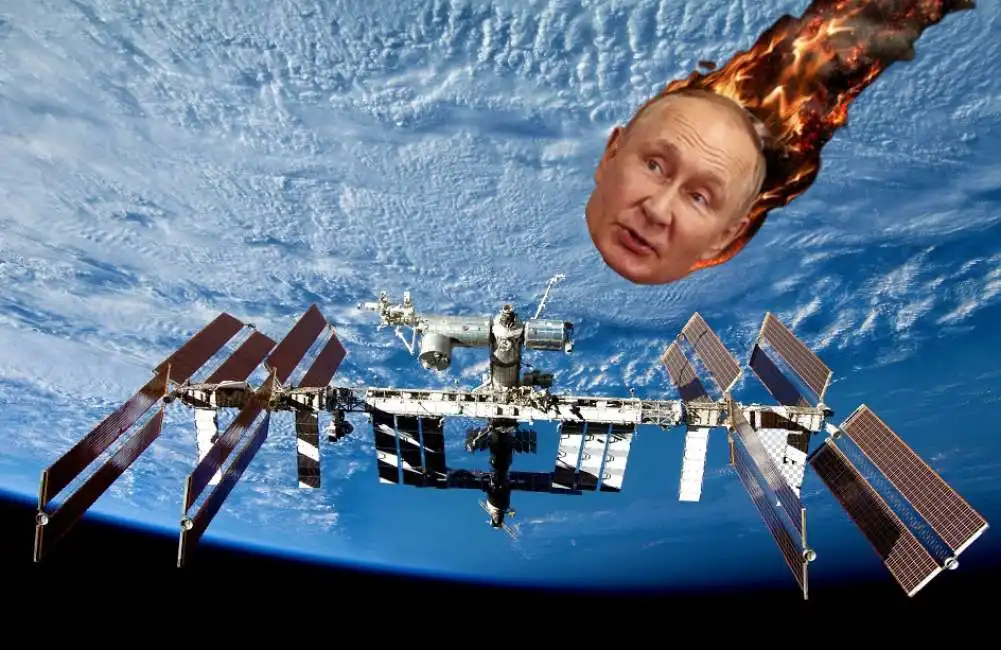 vladimir putin detrito spaziale stazione internazionale 