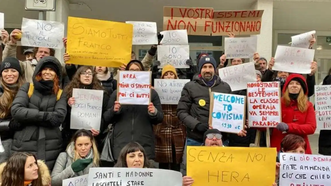 proteste contro il licenziamento del lavoratore per una bestemmia