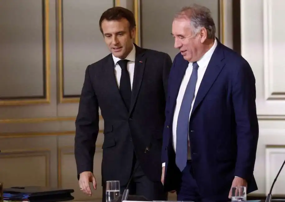 emmanuel macron francois bayrou