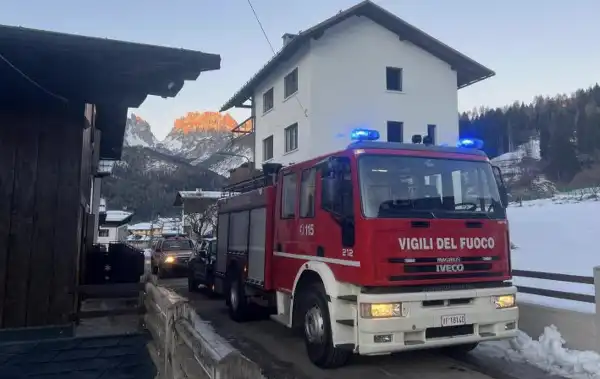 fuga di monossido di carbonio a a forni di sopra, in provincia di udine