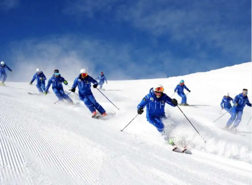 maestri di sci neve 