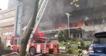 incendio grand setun plaza di mosca 4