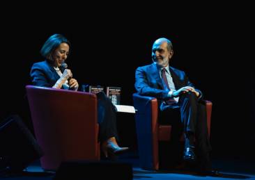 giovanni grasso presenta il suo libro all auditorium di roma 